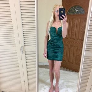 FLASH SALE!!! NWOT BCBG TRISTINA DARK GREEN